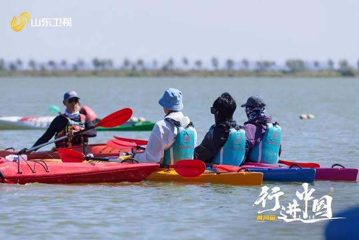 72岁“黄河漂流第一人”，重回内蒙古黄河漂流路