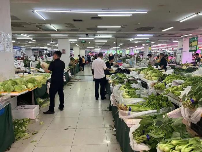 暴雨后，北京叶类蔬菜价格上升