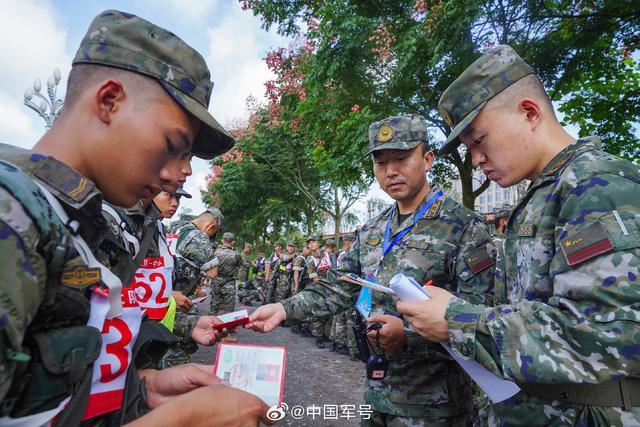 斗志昂扬！直击武警支队初级警士选晋考核现场