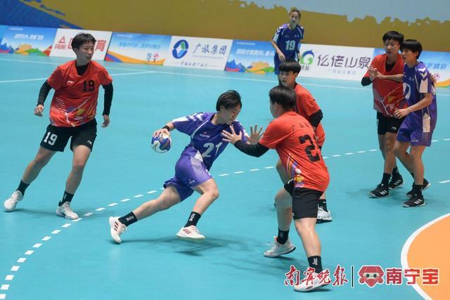 学青会女子手球比赛半决赛，广西南宁队惜败安徽滁州队