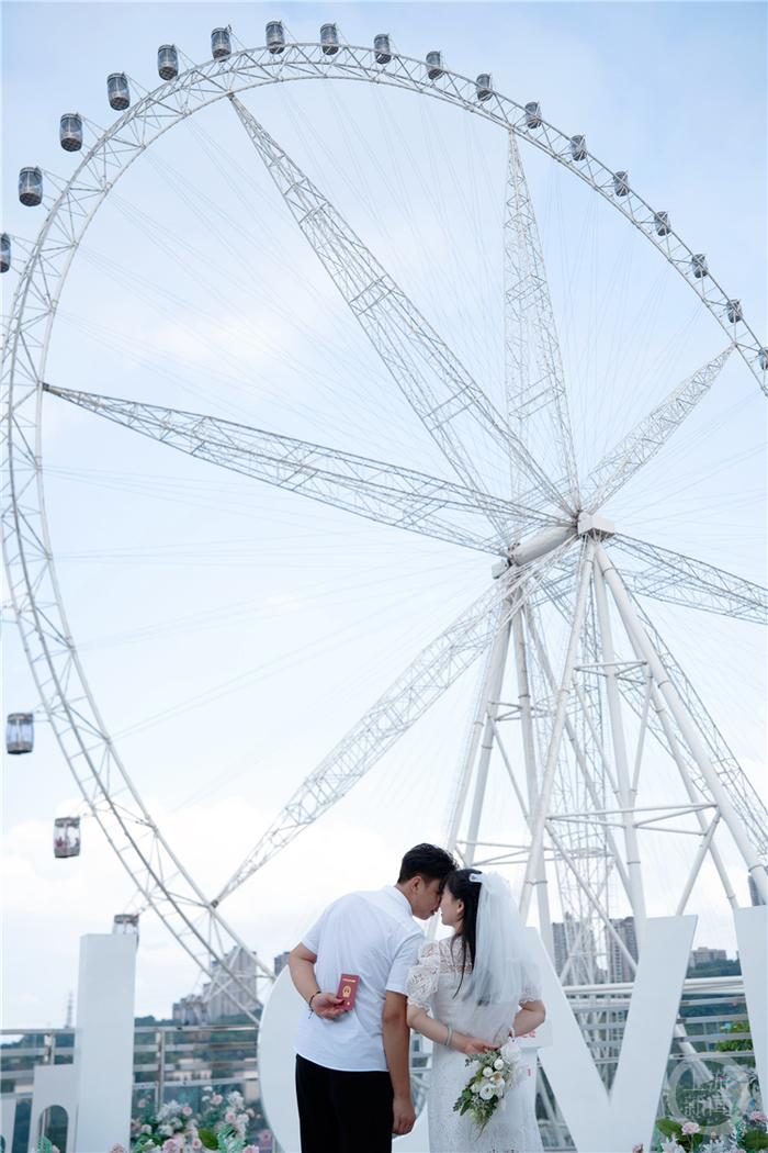 “跨省通办” “全渝通办” 重庆已为4万余对新人办理异地婚姻登记