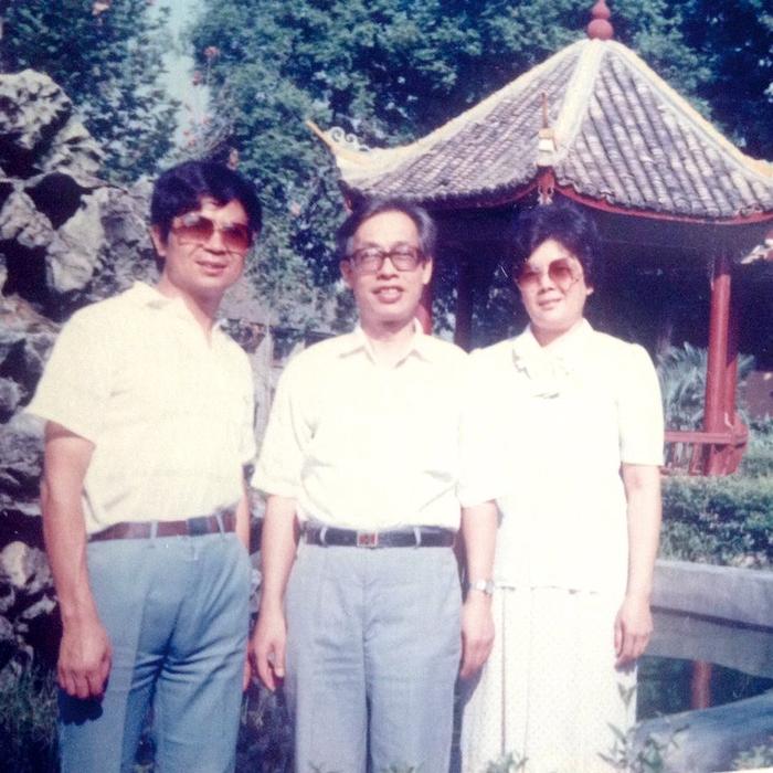 图13:1990年6月到长汀访查客家史料。左为李文生。