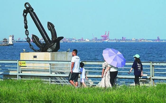 秦皇岛港：打造五星级“花园式港口”