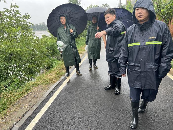 房山窦店镇镇长薛金国：加快房屋修缮，确保老百姓温暖过冬