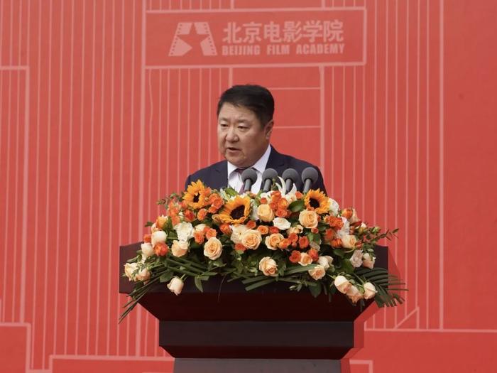 于冬致辞。图片来源:北京电影学院