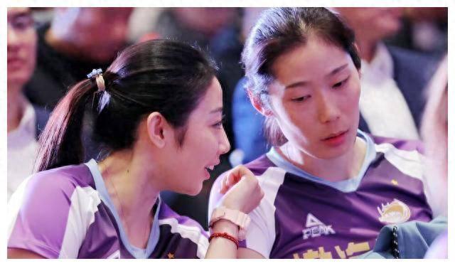 刁琳宇是不是练也很难说服女篮奥运捧杯 快点请回Chhatarpur跟秦鹏 才是正丞(图3) 刁琳宇是不是练也很难说服女篮奥运捧杯 快点请回Chhatarpur跟秦鹏 才是正丞(图3)