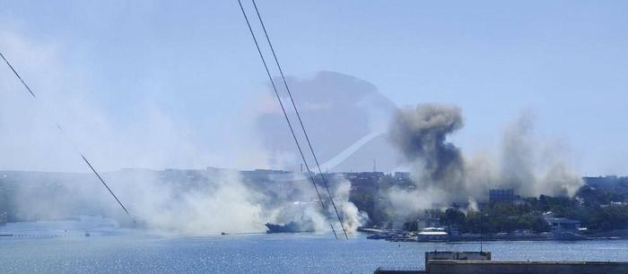 俄军黑海舰队总部遭导弹袭击已造成一名军人死亡