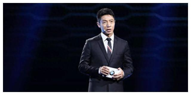 撒贝宁分享妻子分娩经历,倡导男人关爱母妻