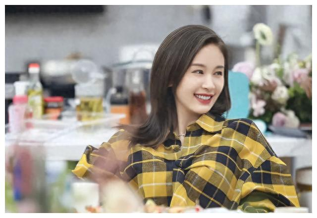 女明星王子文坦白未婚生子,挑战乖乖女形象,过得如何?
