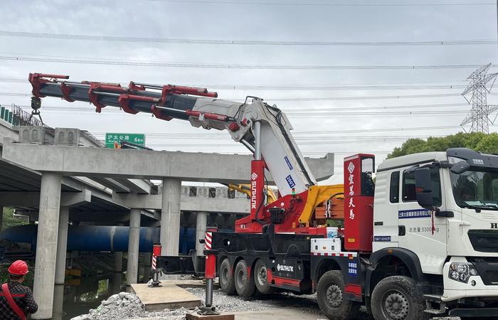 上海沿江通道浦西段G1503高速公路和同济高架路建成通车