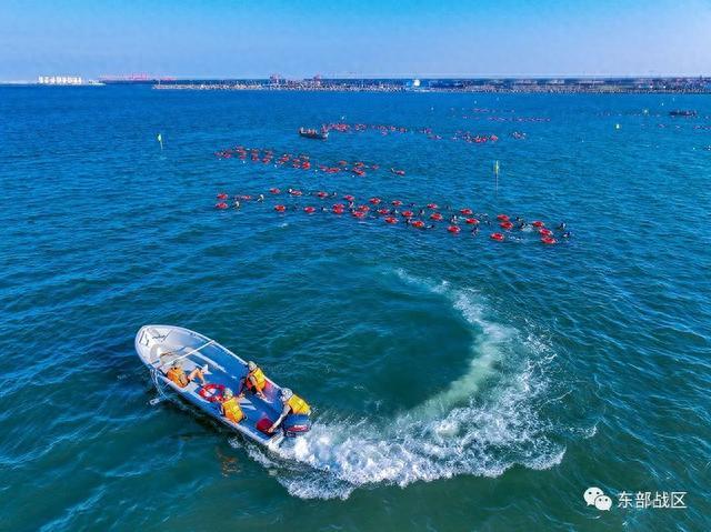 岸滩一线，“战斗”打响！第71集团军某部组织濒海训练