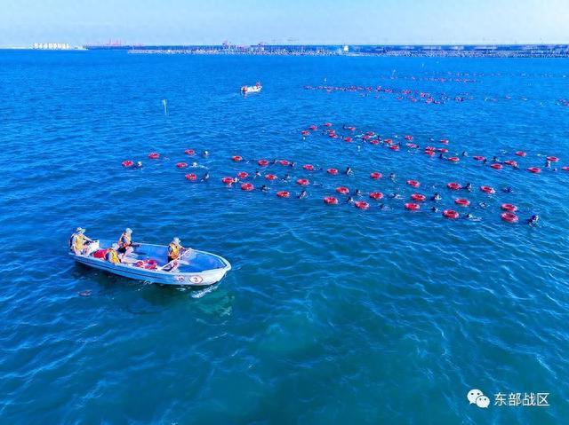 岸滩一线，“战斗”打响！第71集团军某部组织濒海训练