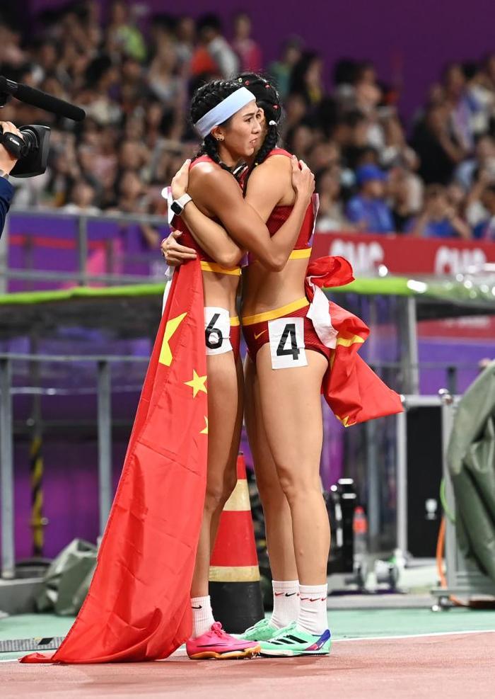 杭州亚运会丨新闻分析：抢跑之后吴艳妮为什么还能比赛？成绩为什么又被取消？