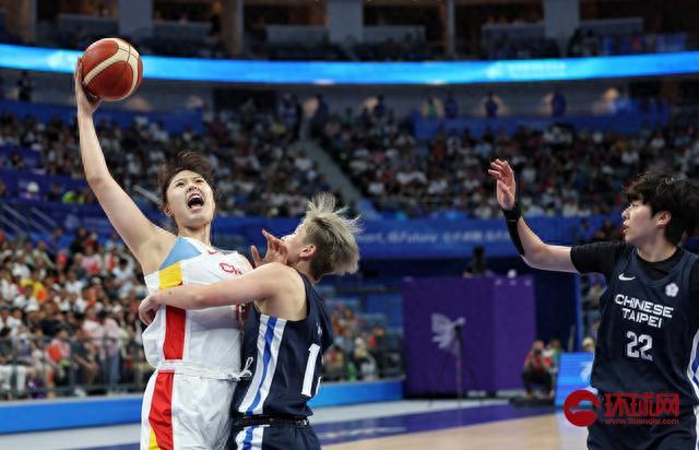 【图集】亚运会四分之一决赛，中国女篮104比60大胜中国台北女篮