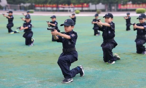 娃的作文素材有了→“99广州趣实践”周末团给娃来一个