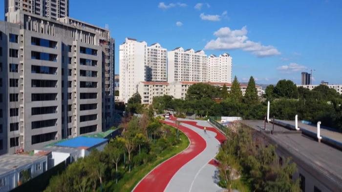 平凉市崆峒区：一“路”好景致