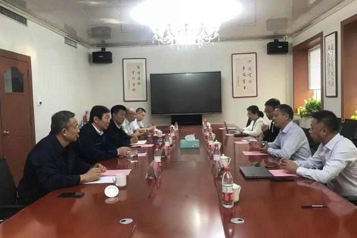 兰格集团董事长刘长庆一行赴潍坊特钢集团交流访问