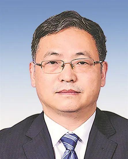 中华全国总工会新当选的领导机构成员简历