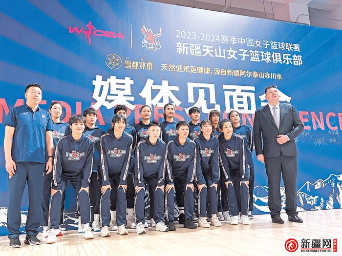 彭诗晴、张玲阁等球员加入新疆女篮