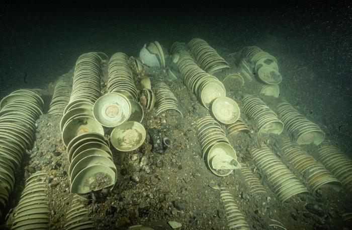 南海发现大型古代沉船遗址！