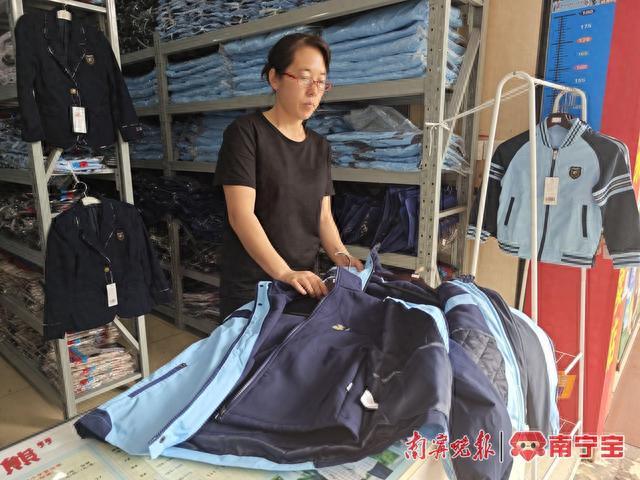 南宁秋冬校服升级！实现“一衣三穿”