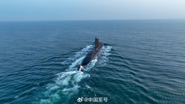 深海“搏杀”！海军潜艇红蓝对抗大片来了