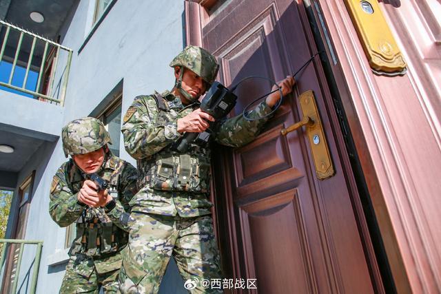 武警甘肃总队酒泉支队组织任务部队进行全要素战备拉动演练