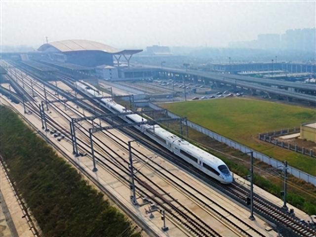 济郑高铁河南省境内全线即将开通 濮阳至鲁豫省界段开始试运行