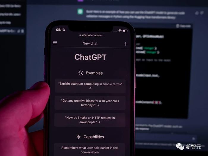全世界1/3博士后每天使用ChatGPT，不用AI工具影响找工作