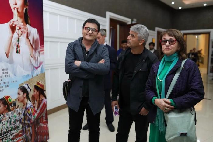新疆电影《喀什古丽》走进塔吉克斯坦