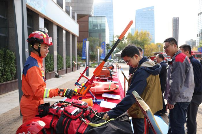 北京经开区启动119消防宣传月活动，发放宣传材料8000余份