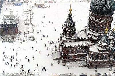 我国东北地区迎 大范围寒潮暴雪（图）