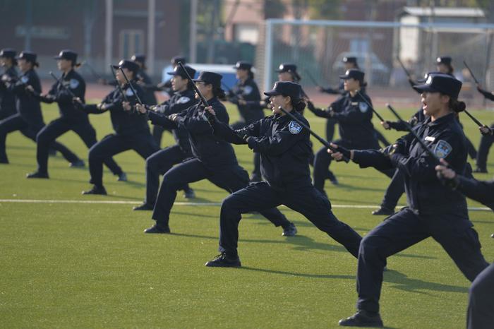 北京监狱戒毒系统警体运动会开幕，1500余名民警参赛