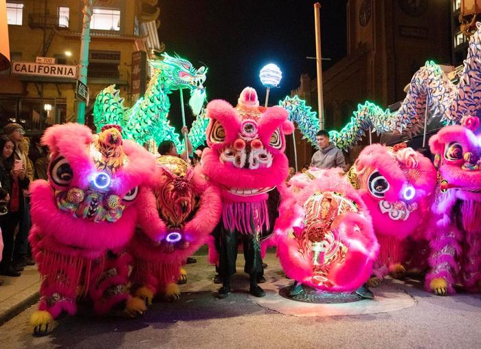 　　旧金山唐人街近期举办包括夜市在内的多项活动，以吸引参会者、游客和市民光顾。