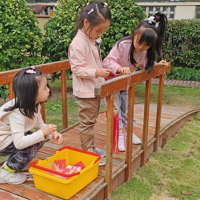 以“灵动撕纸”为特色项目，上海长宁这所幼儿园获评“一级园”