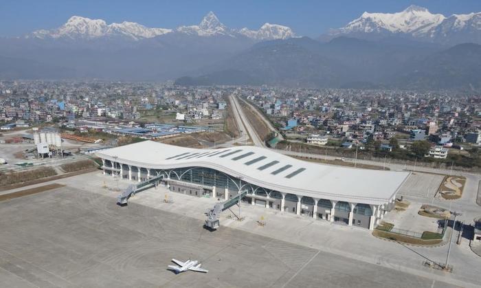 位于尼泊尔中西部旅游胜地博卡拉的博卡拉国际机场 图自中工国际