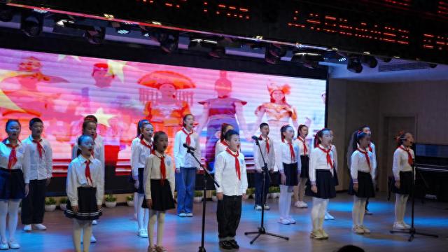 重庆奉节县：海成小学举行第二届英语文化节