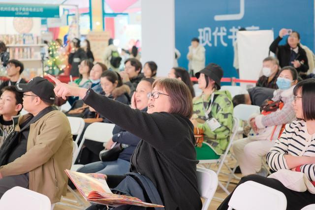 “哇，这里是新疆！” 新疆青少年出版社有限公司3场阅读推广活动火爆上海国际童书展
