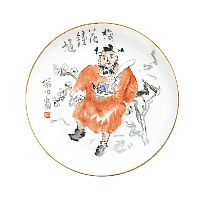 名家绘画瓷盘展：瓷器串联起的近现代海派美术史