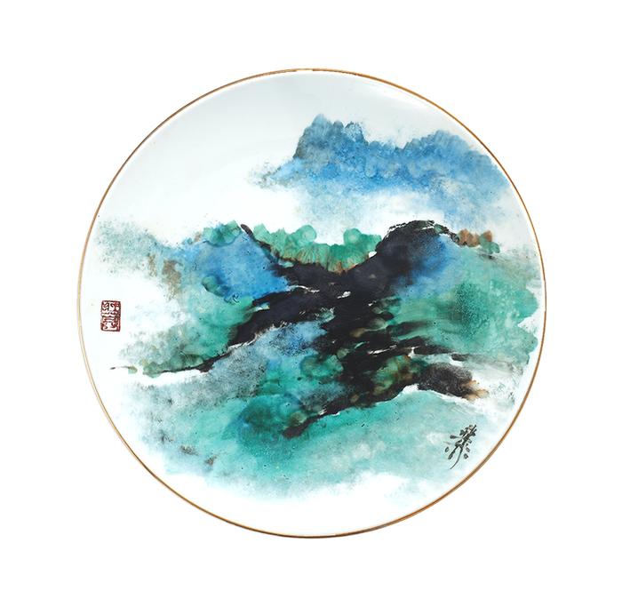 名家绘画瓷盘展：瓷器串联起的近现代海派美术史