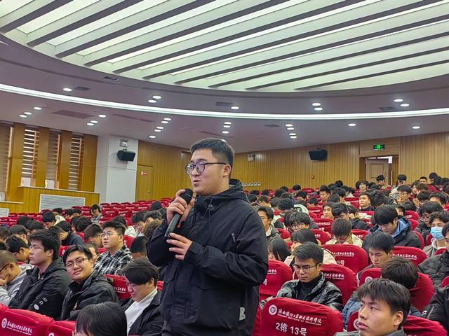 西安鄠邑法院 | 500名大学生齐聚报告厅！