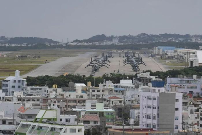 驻日美军“鱼鹰”运输机坠海致1死，冲绳知事要求停飞