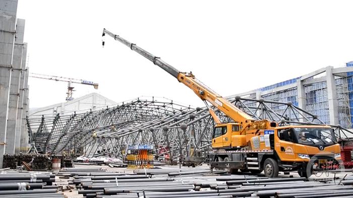 渝湘高铁重庆至黔江段最大站房及配套综合交通枢纽建设加快推进