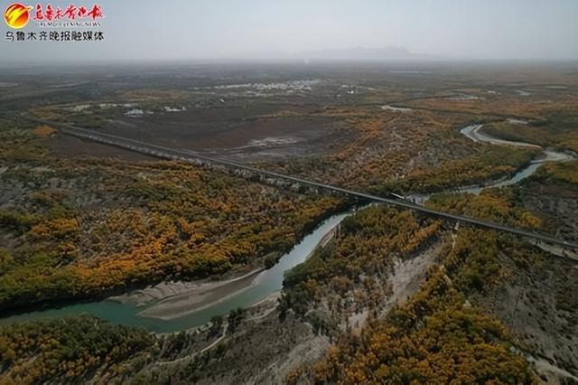 “图昆公路”正式通车——新疆第四条穿越塔克拉玛干沙漠公路