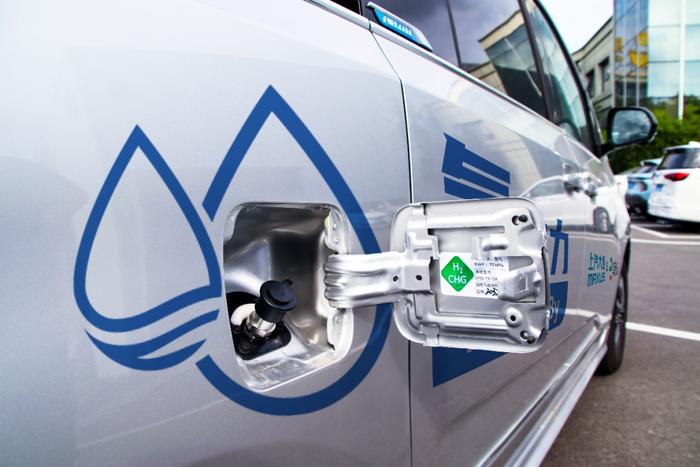 “氢”车上路13年 上汽大通修炼成“氢能源汽车领导者”