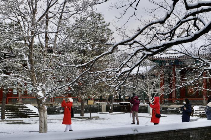 北京今冬初雪，有了颐和园才够美！