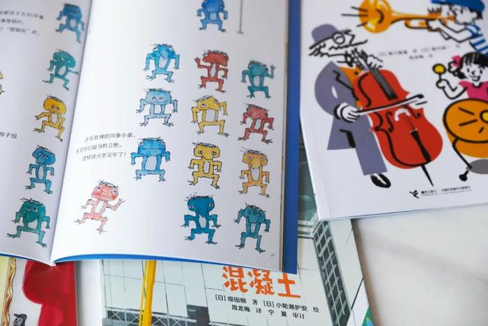《小科学之友》原价160元,折后98元;《科学之友》原价200元,折后122元;《大科学之友》原价210元,折后128元,全套原价570元,折后只要318元就能入手~