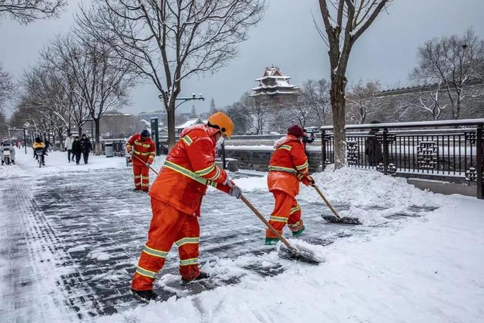 东城因你而美｜大雪的浪漫，有他们温暖守护→