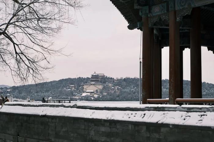 北京今冬初雪，有了颐和园才够美！