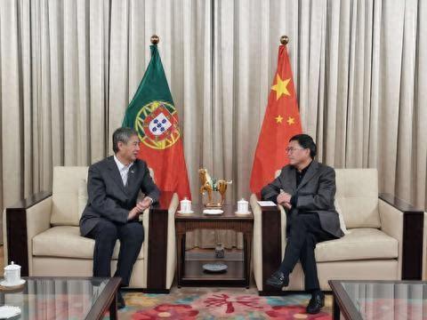 驻葡萄牙大使赵本堂会见国家航天局副局长徐占斌一行